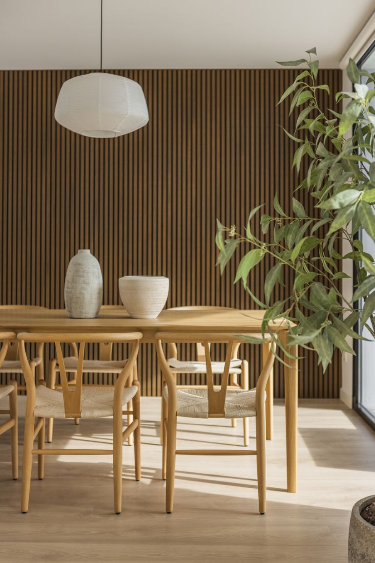 salle à manger mur tasseaux de bois salle à manger mur tasseaux de bois