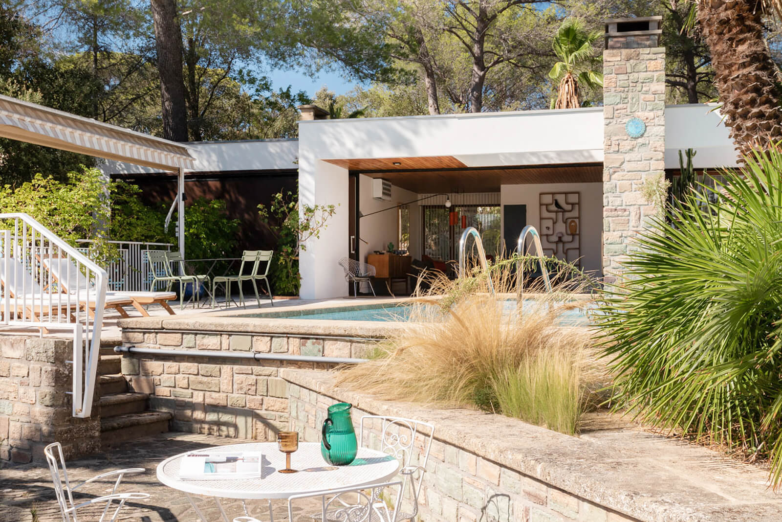 maison en style Palm Springs en Provence maison en style Palm Springs en Provence