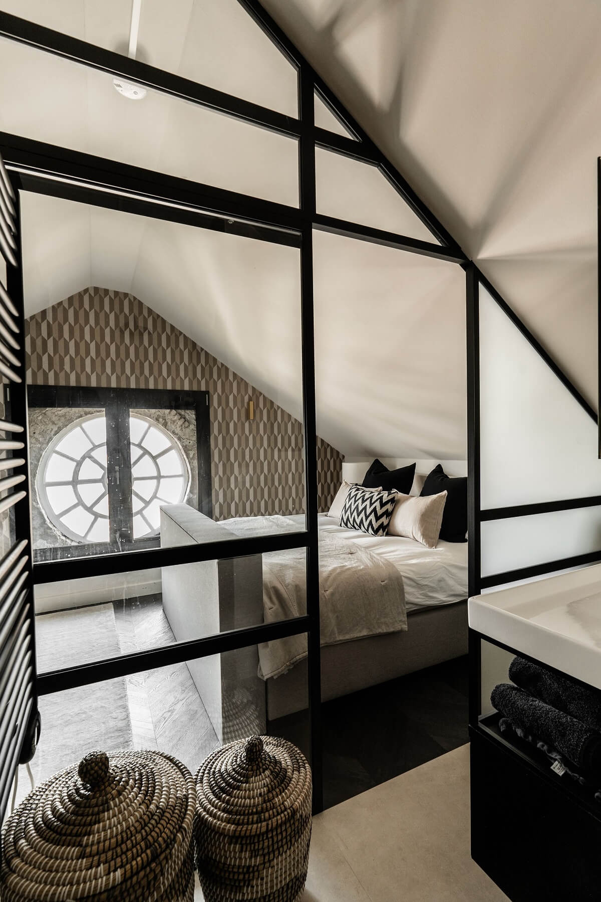 chambre décoration Art Déco beige et noire chambre décoration Art Déco beige et noire