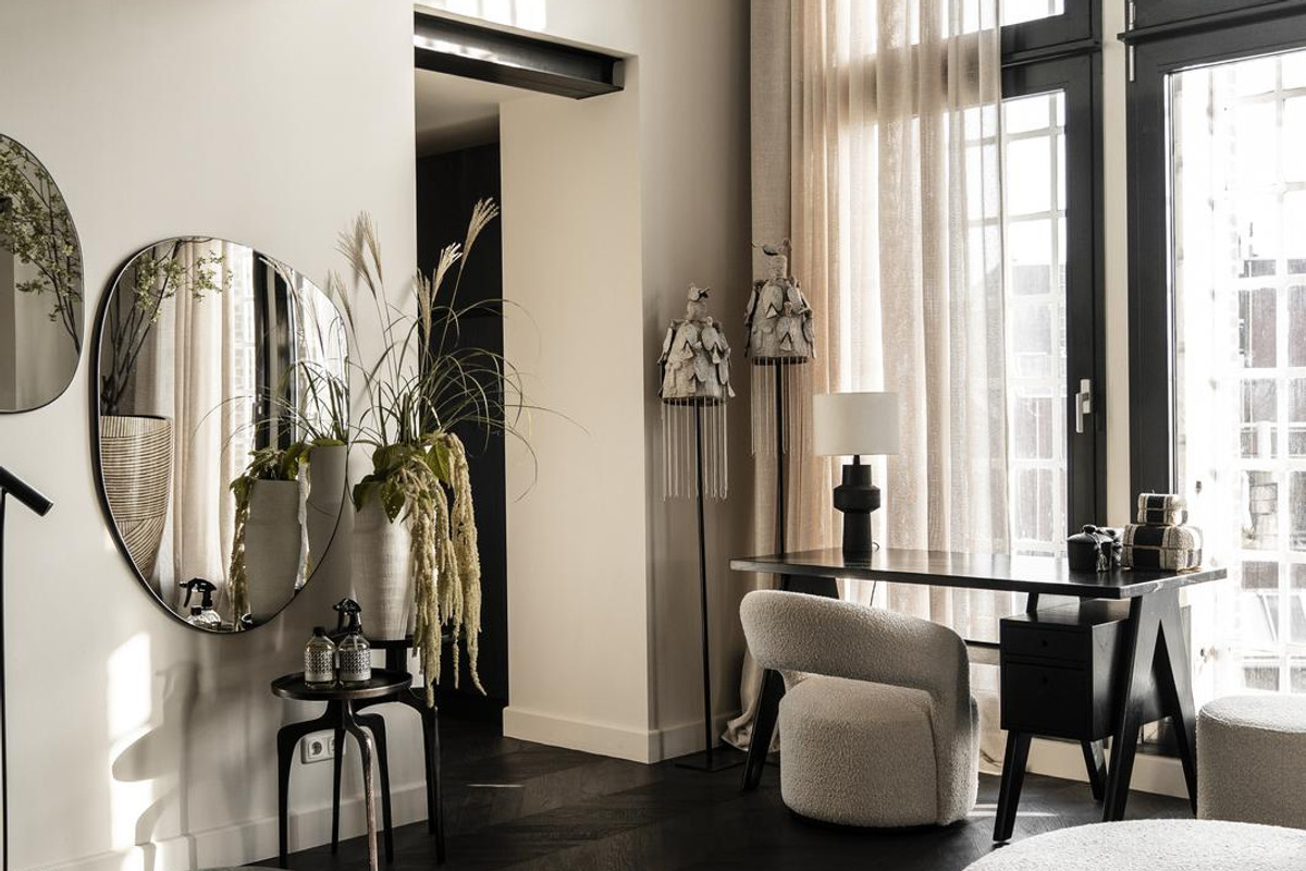 salon beige et noir inspirée par la décoration style Art Deco salon beige et noir inspirée par la décoration style Art Deco