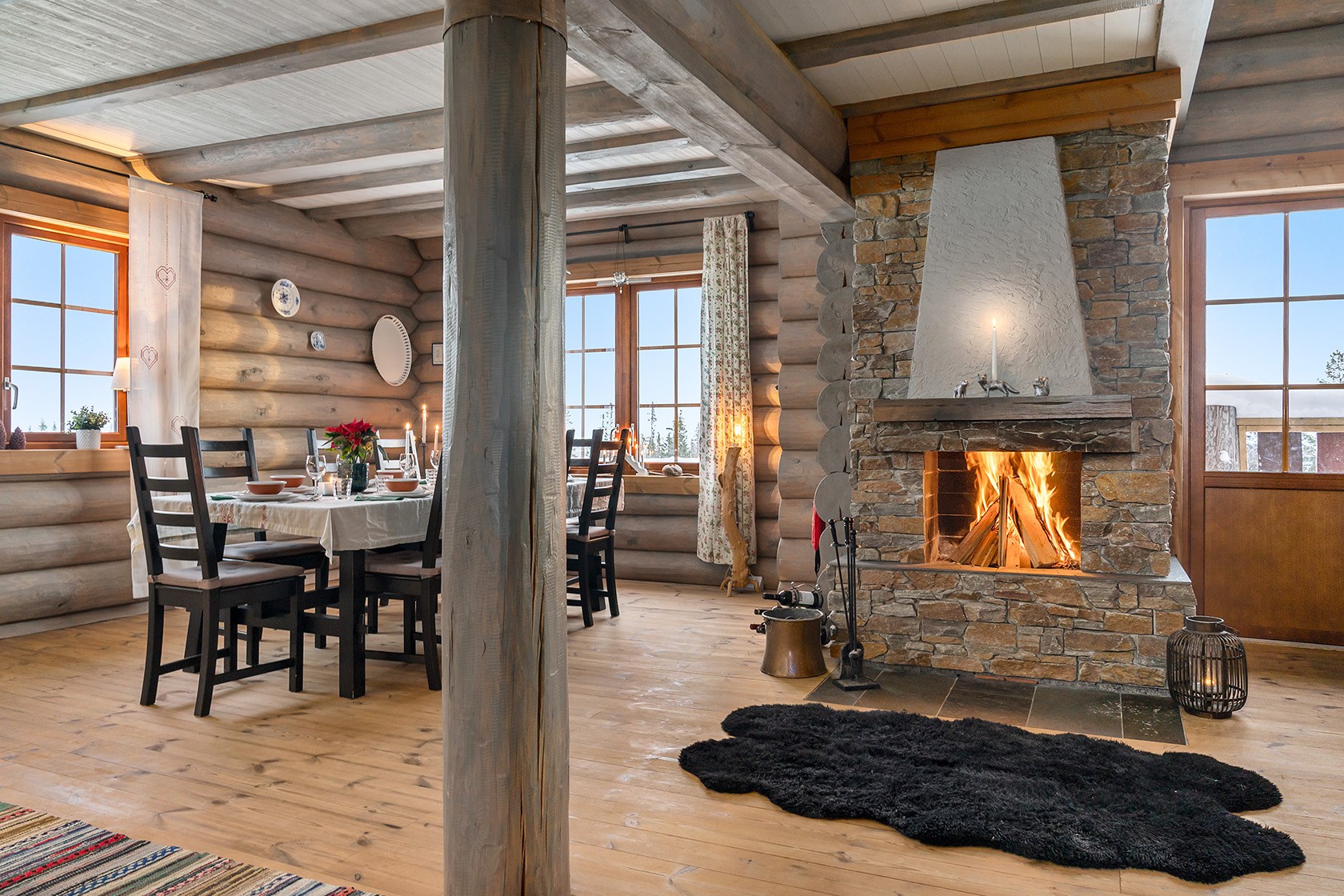 salon avec cheminée chalet en rondins salon avec cheminée chalet en rondins