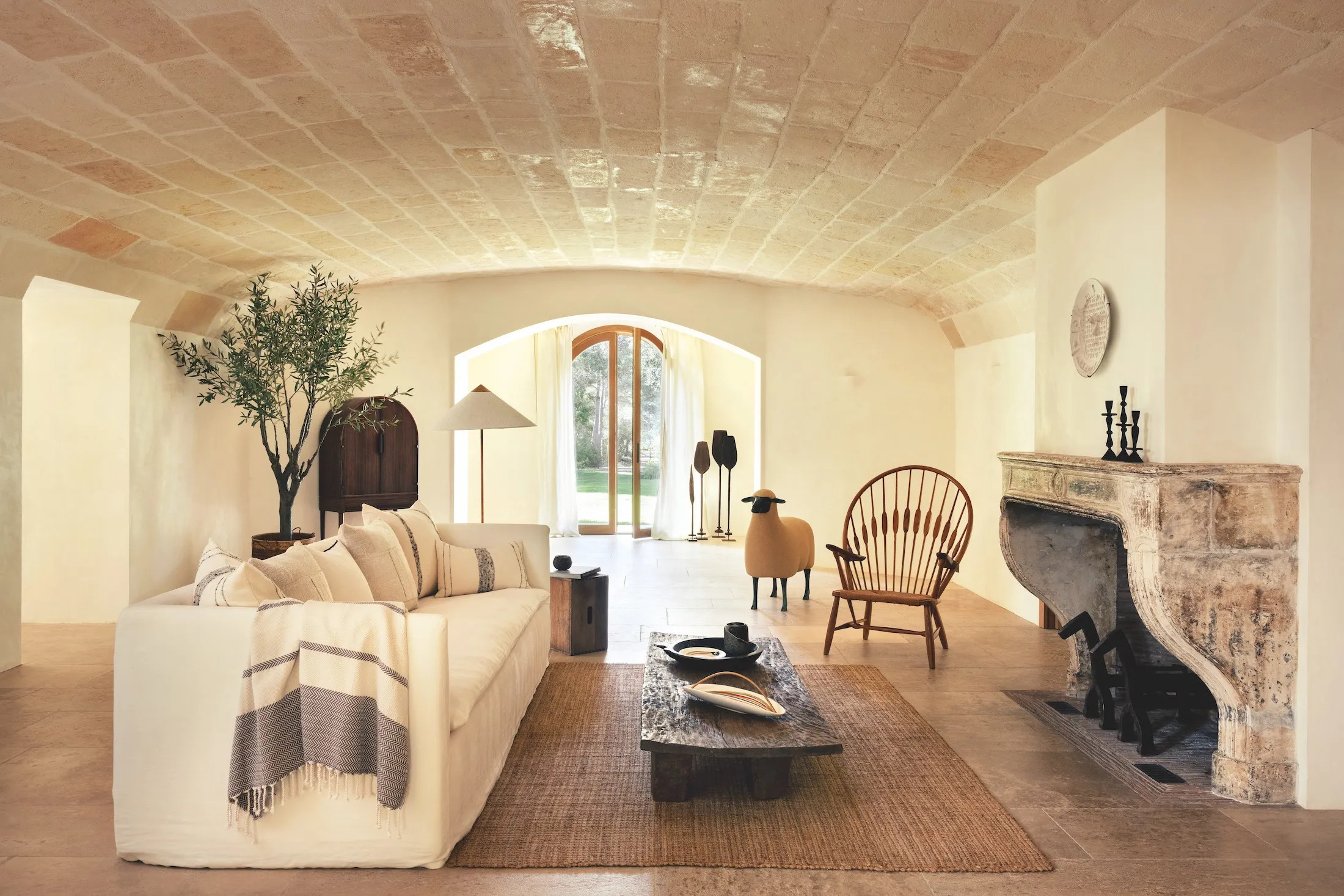 salon avec plafond voûté salon avec plafond voûté