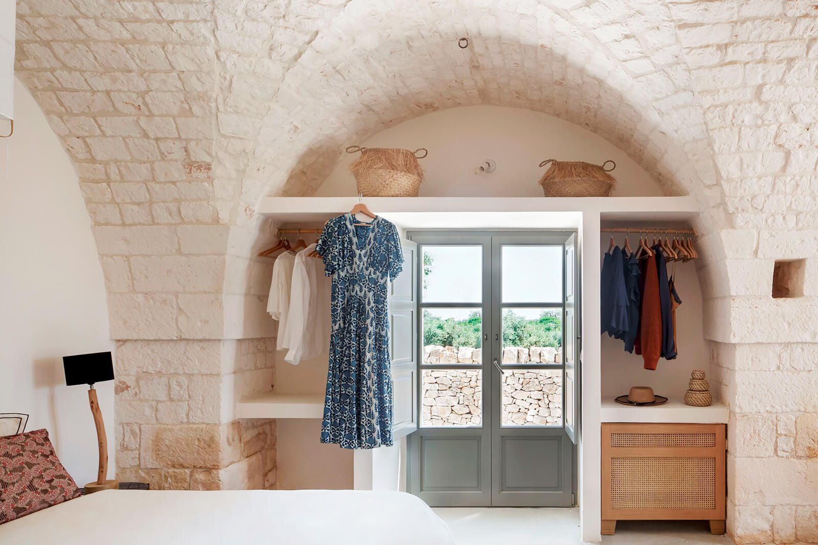 chambre avec voûtes décoration rustique chic Trulli del Trapetto