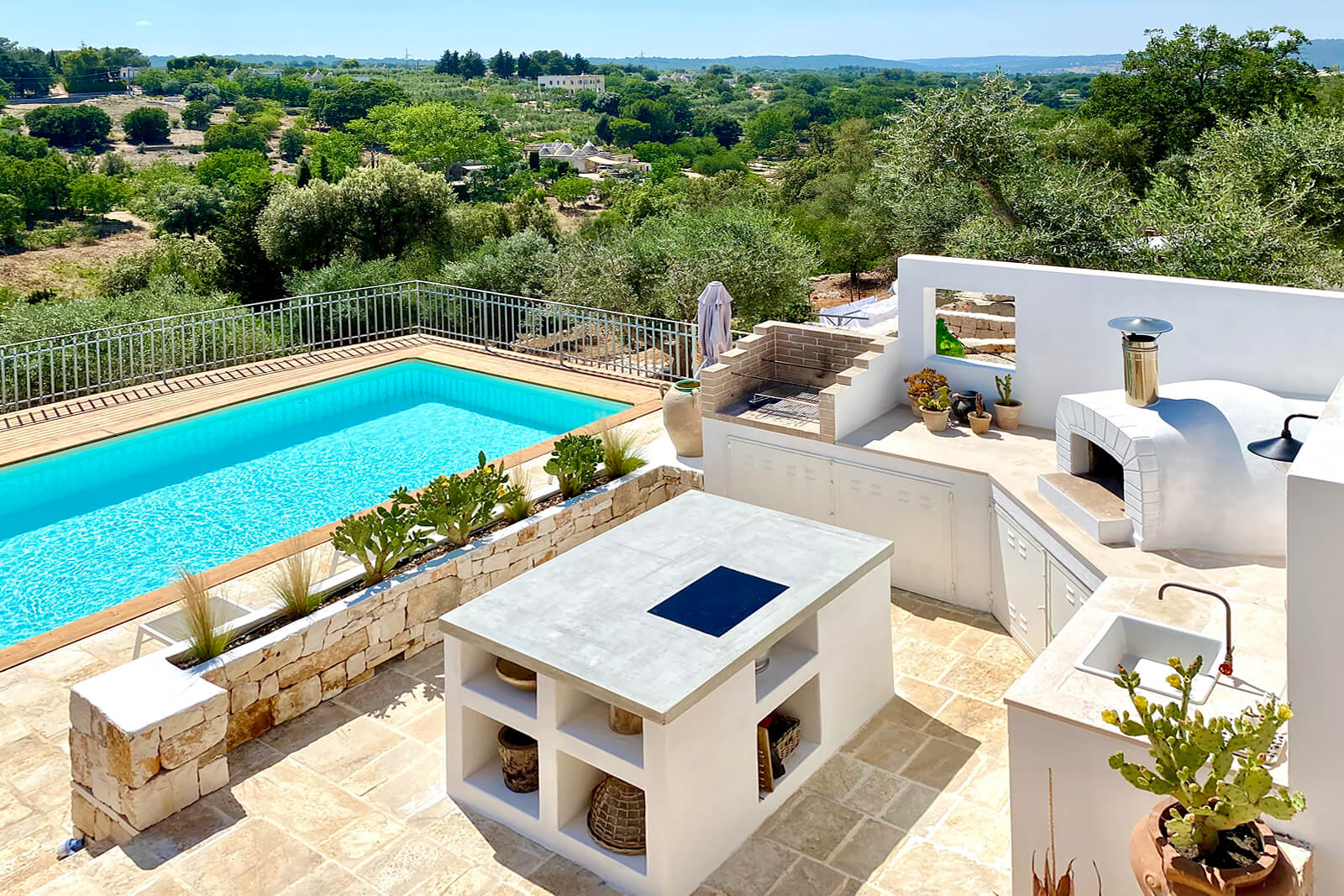 Trullo Falco Trullo Falco