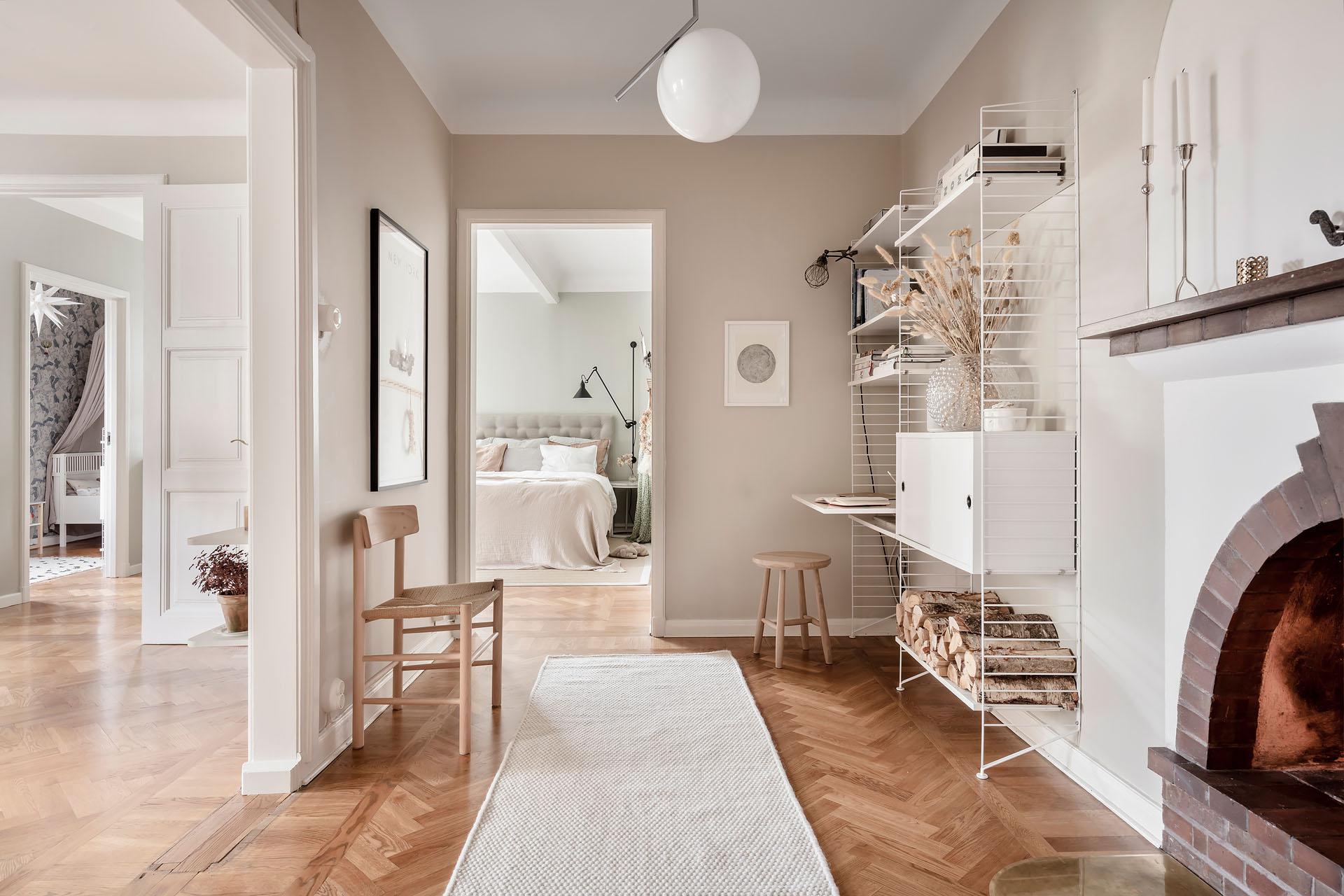 bureau dans couloir