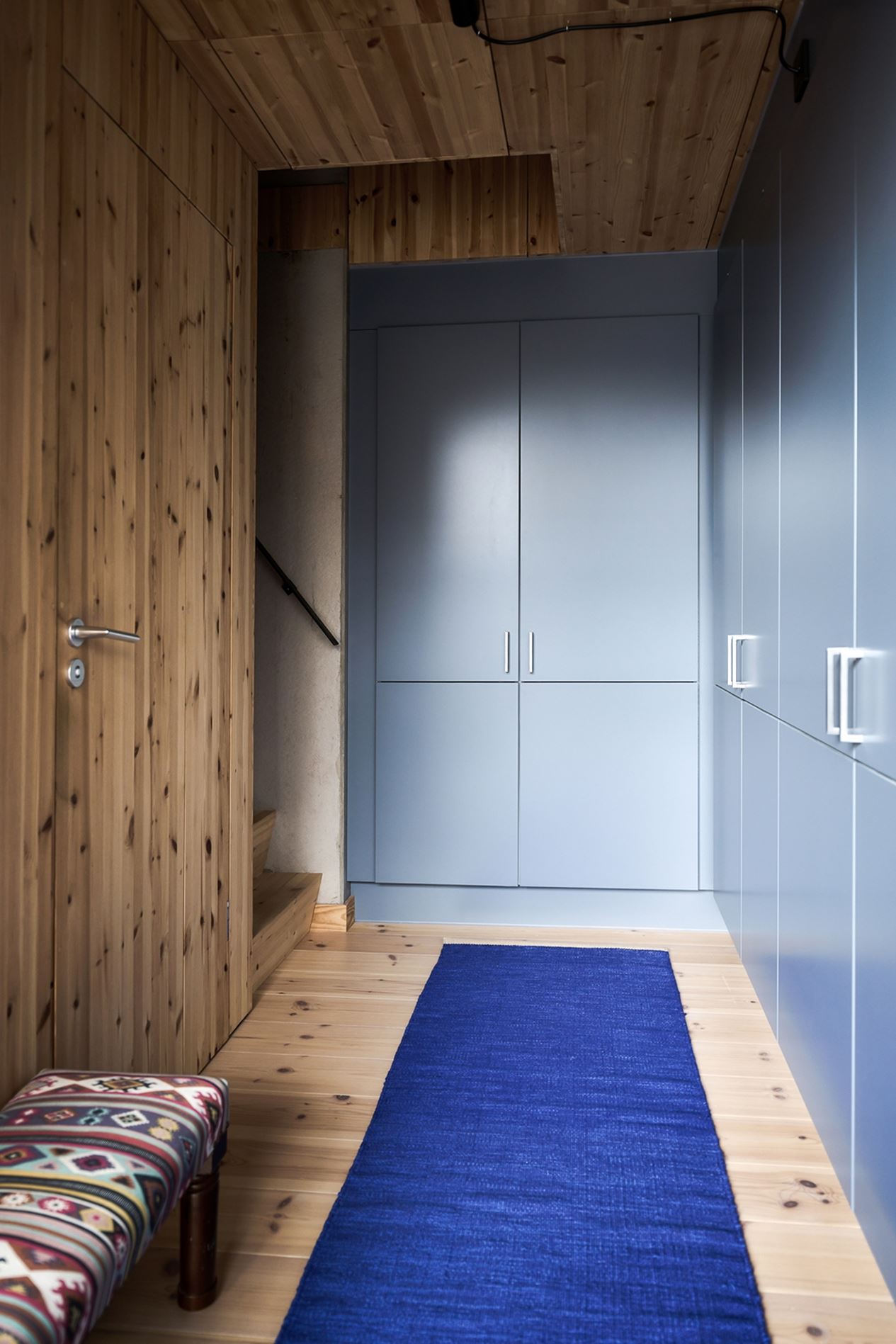 entrée avec dressing deux-pièces en duplex