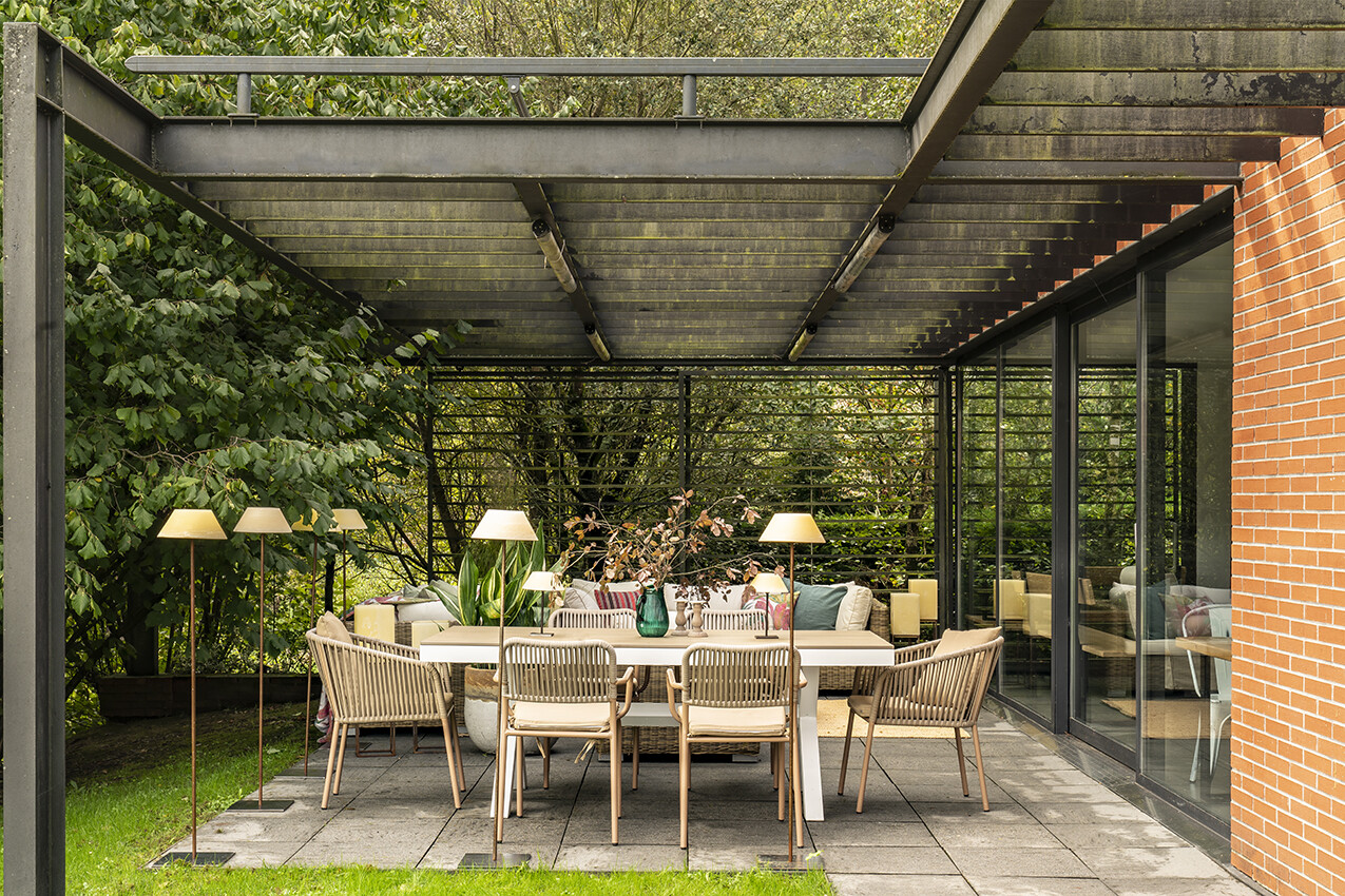 terrasse avec pergola acier décoration contemporaine terrasse avec pergola acier décoration contemporaine