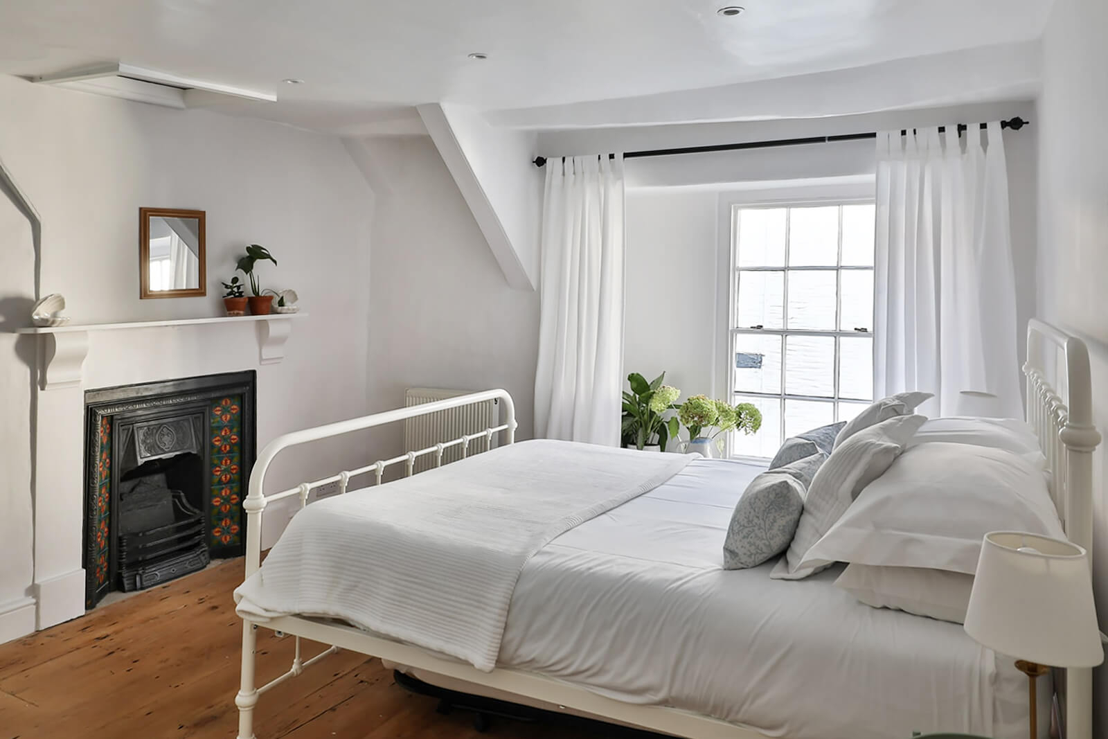 chambre rustique avec lit métal blanc chambre rustique avec lit métal blanc