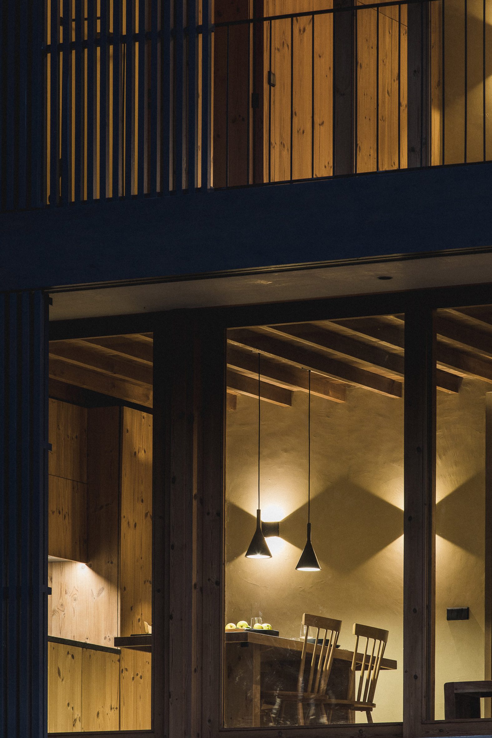 maison contemporaine en bois noir