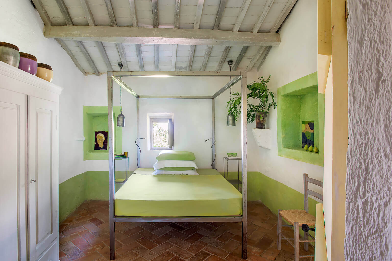 chambre avec poutres maison en pierres chambre avec poutres maison en pierres