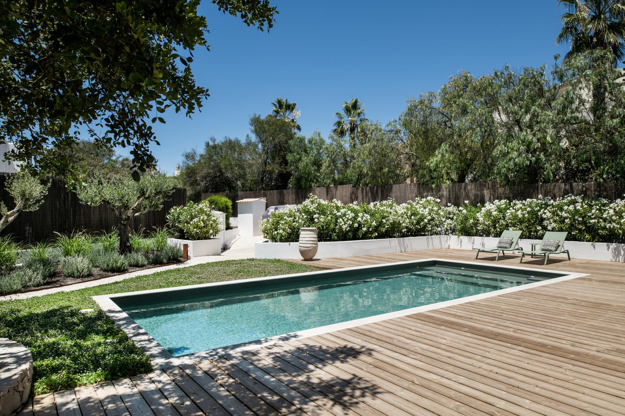 piscine dans jardin sec piscine dans jardin sec