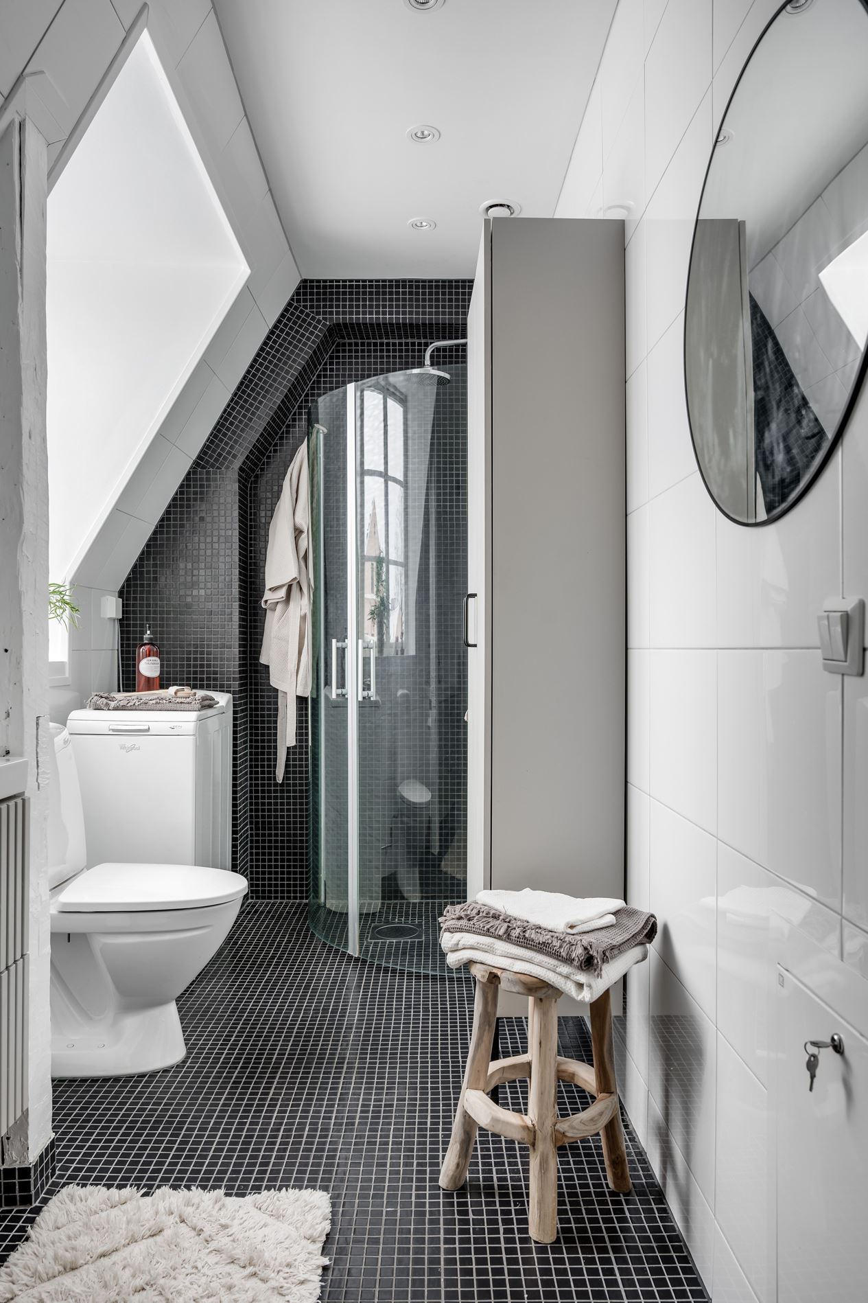 salle de bain design sous combles