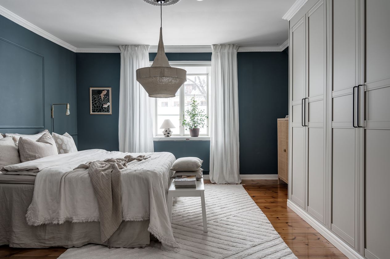 chambre mur bleu