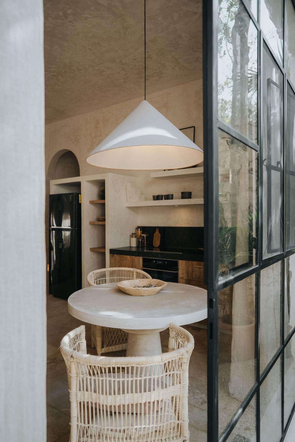 cuisine et salle à manger avec fenêtre verrière cuisine et salle à manger avec fenêtre verrière