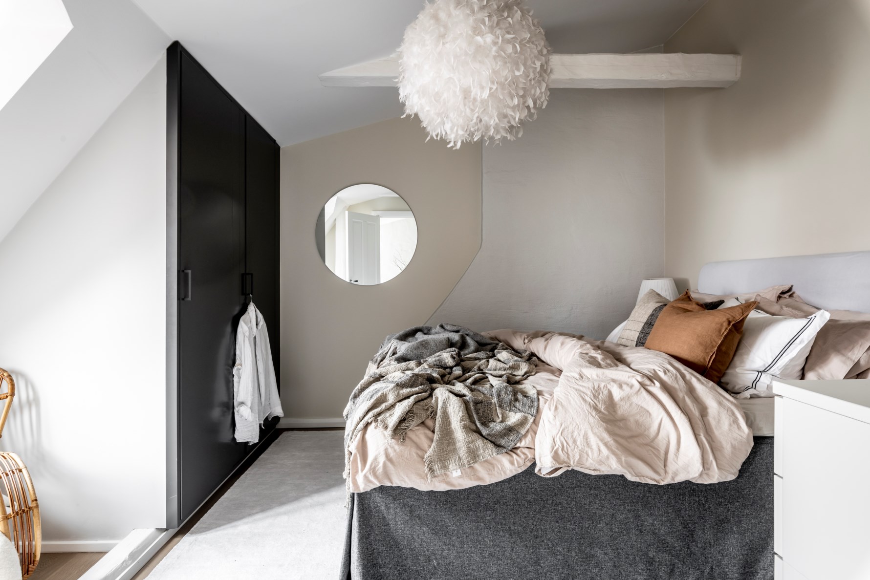 chambre mansardée avec placard chambre mansardée avec placard