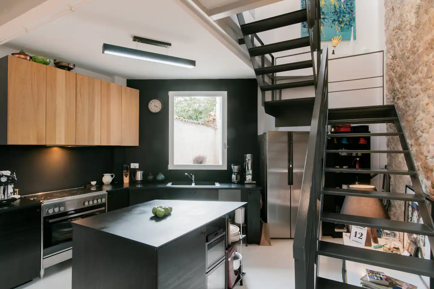 cuisine design noire appartement en duplex cuisine design noire appartement en duplex