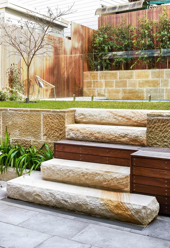 jardin avec piscine cottage traditionnel de style victorien jardin avec piscine cottage traditionnel de style victorien