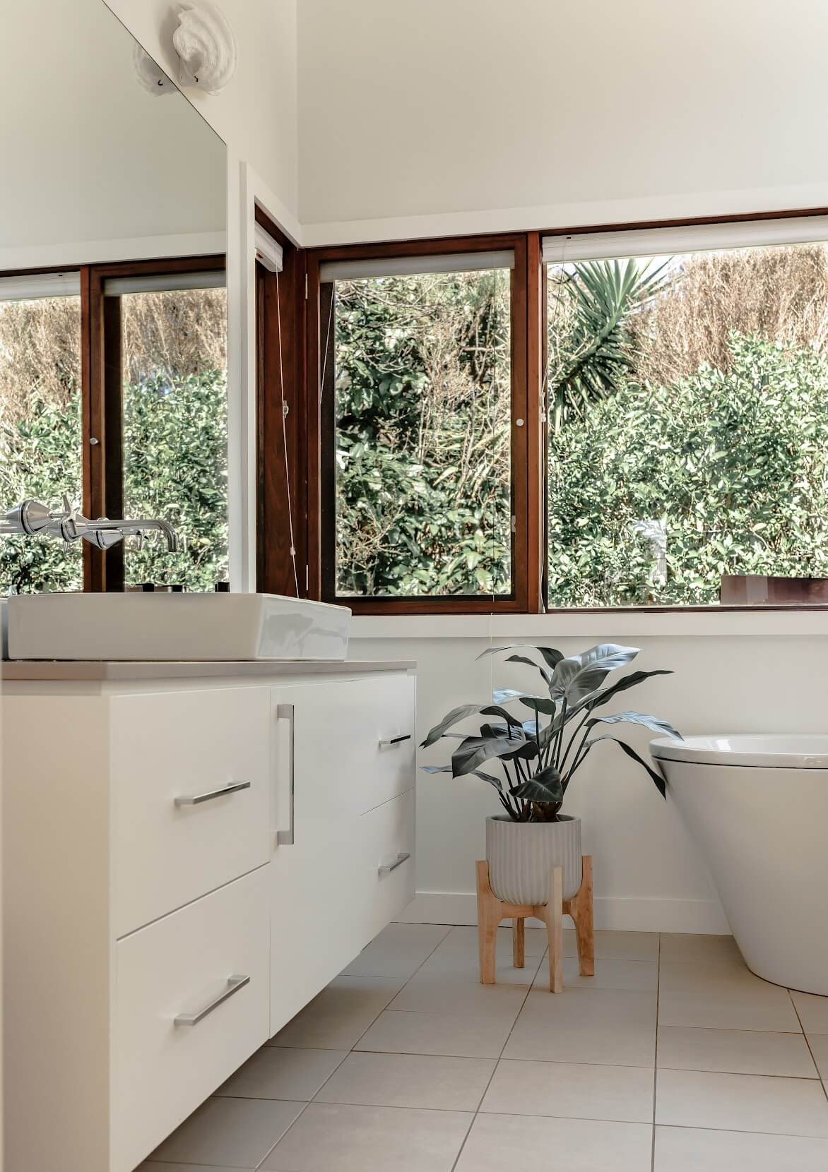 salle de bain avec fenêtre décoration contemporaine salle de bain avec fenêtre décoration contemporaine