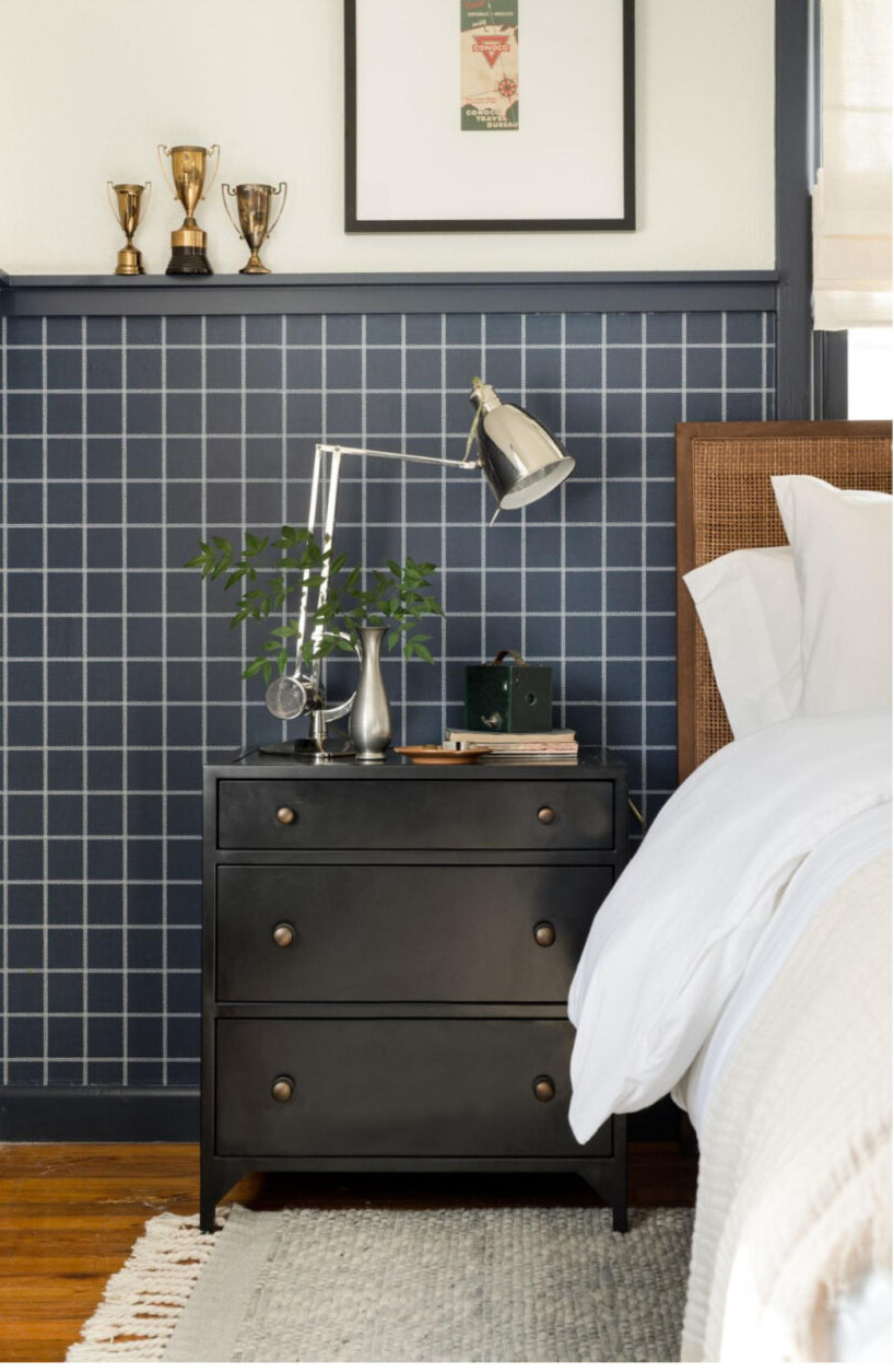 chambre tête de lit papier-peint rénovée par Joanna Gaines