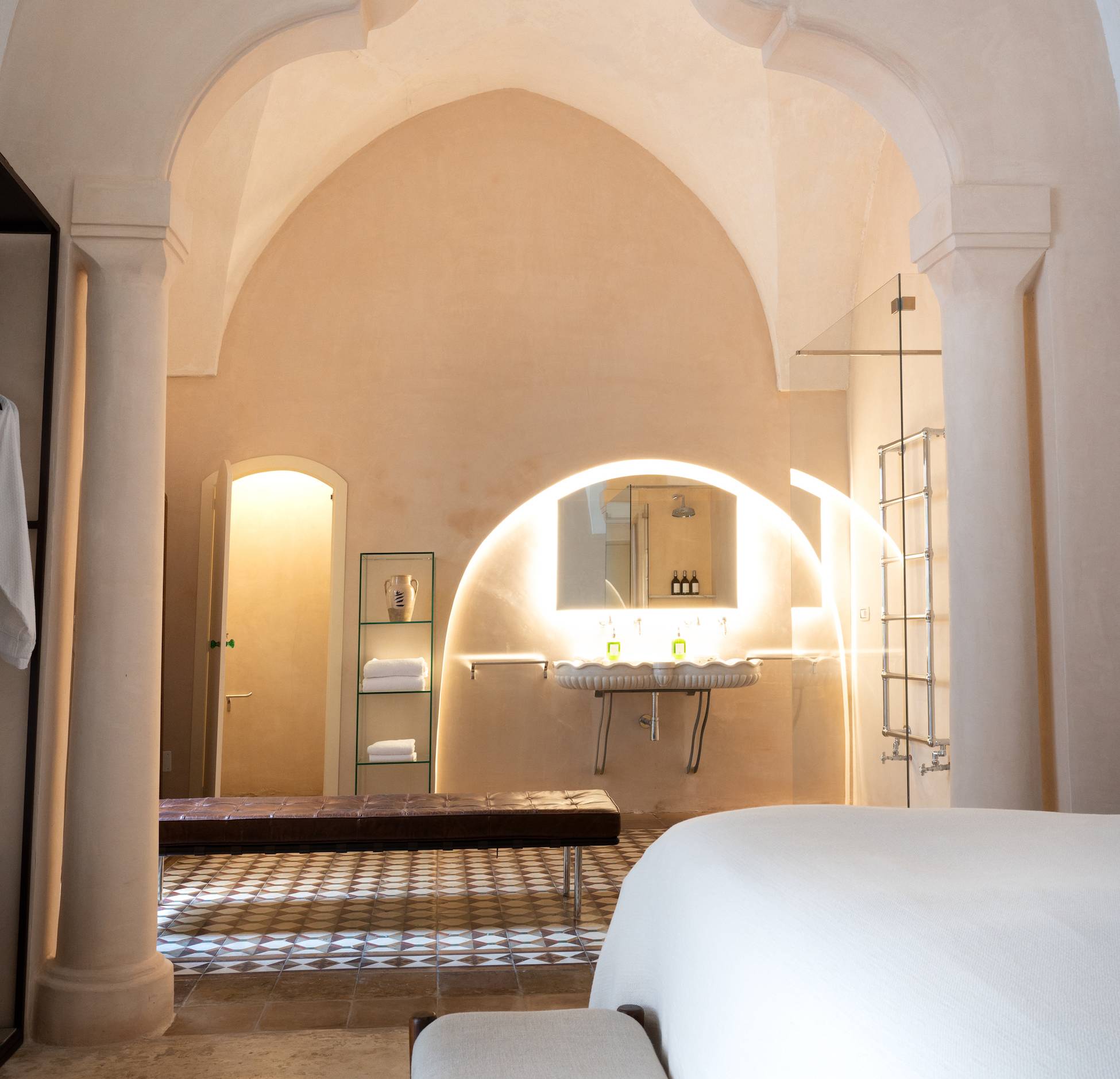 salle de bain carreaux de ciment anciens