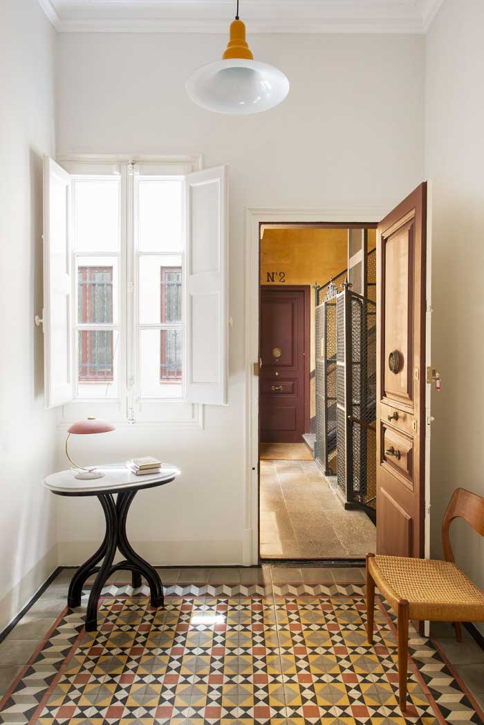 entrée v entrée v