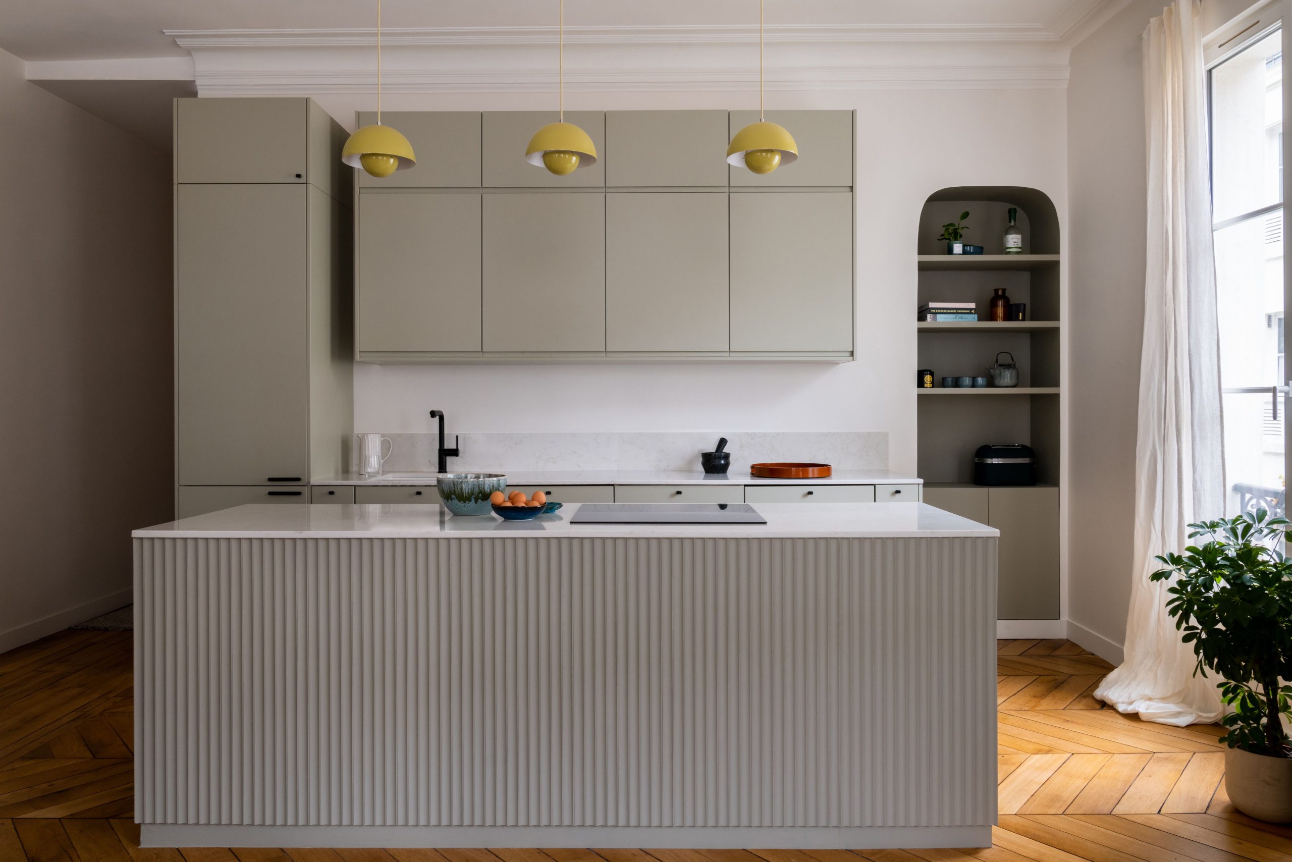 cuisine design ouverte appartement Paris photo ©Agathe Tissier cuisine design ouverte appartement Paris photo ©Agathe Tissier