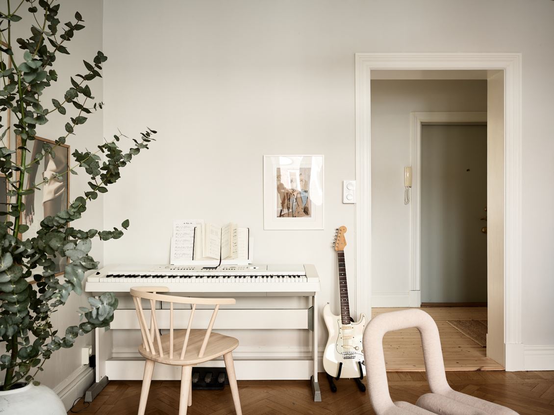 salon avec chaise moustache bold rose salon avec chaise moustache bold rose