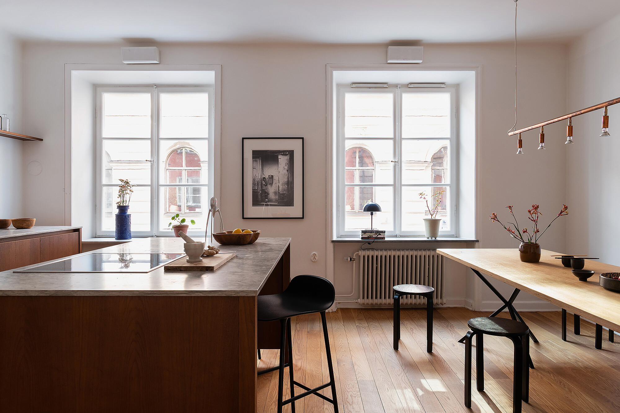 cuisine avec îlot et salle à manger décoration contemporaine