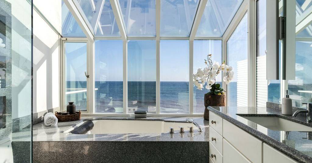 salle de bain vue mer maison contemporaine salle de bain vue mer maison contemporaine