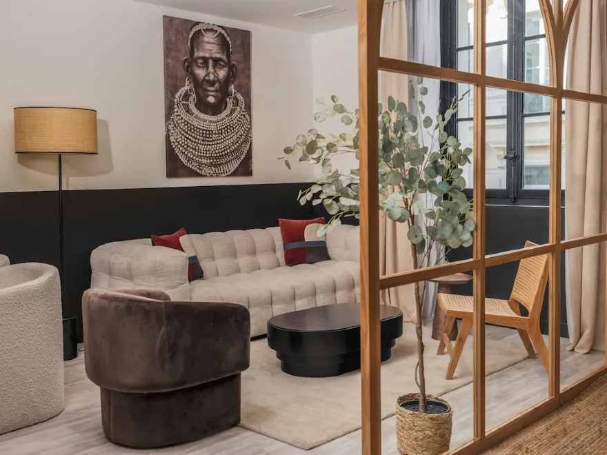 salon avec verrière bois appartement Maisons du Monde Marseille salon avec verrière bois appartement Maisons du Monde Marseille