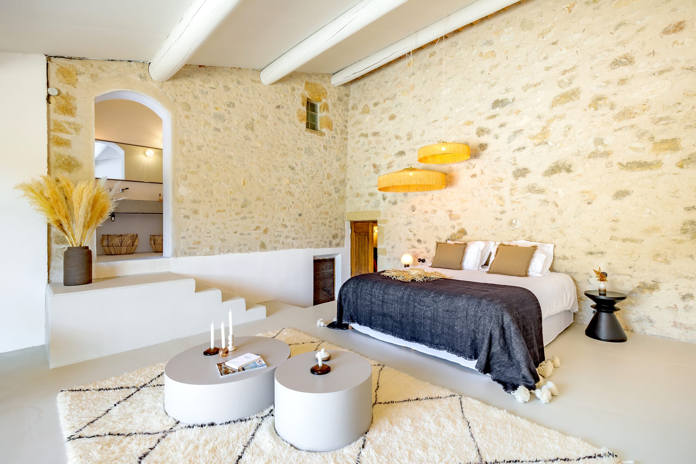 chambre maison en pierres Provence décoration contemporaine chambre maison en pierres Provence décoration contemporaine
