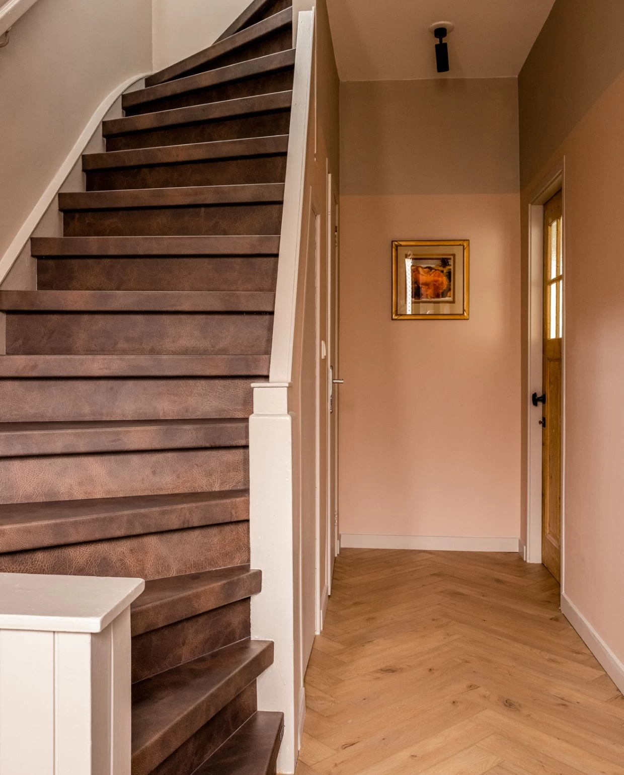 entrée escalier en bois