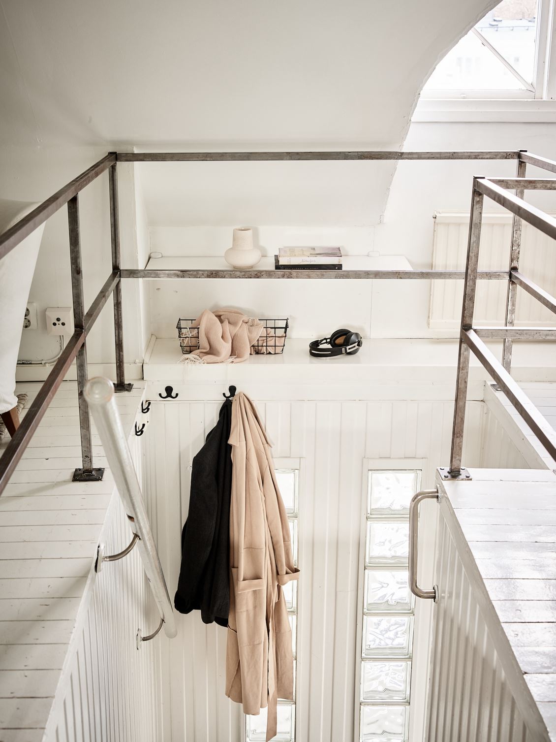 escalier appartement mansardé de 44m2 escalier appartement mansardé de 44m2