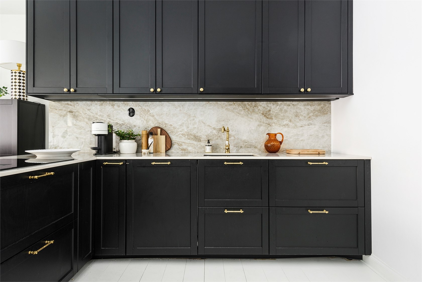 cuisine design noire et marbre cuisine design noire et marbre