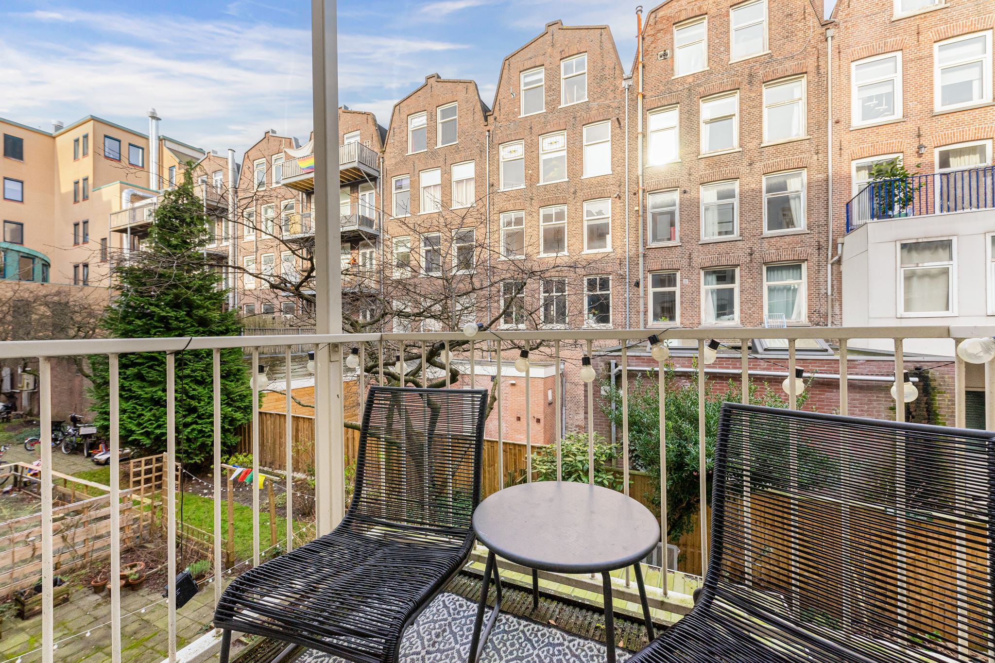 balcon chaleureux appartement de 43m2 balcon chaleureux appartement de 43m2