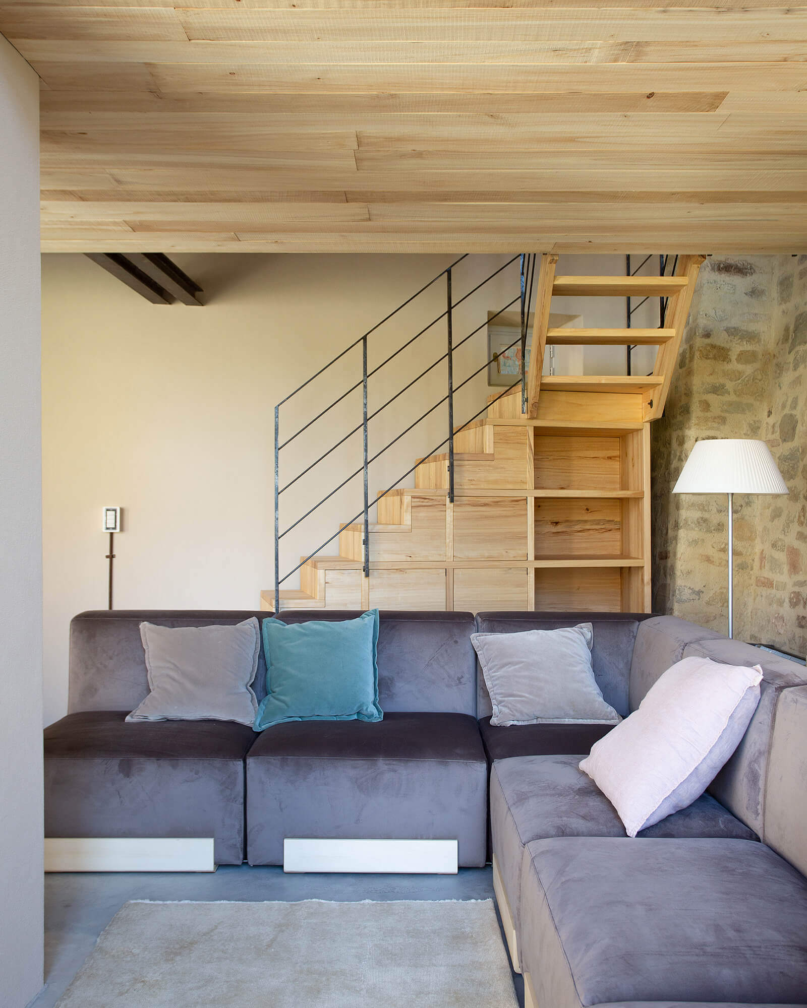 calon avec murs de pierres maison rénovée calon avec murs de pierres maison rénovée