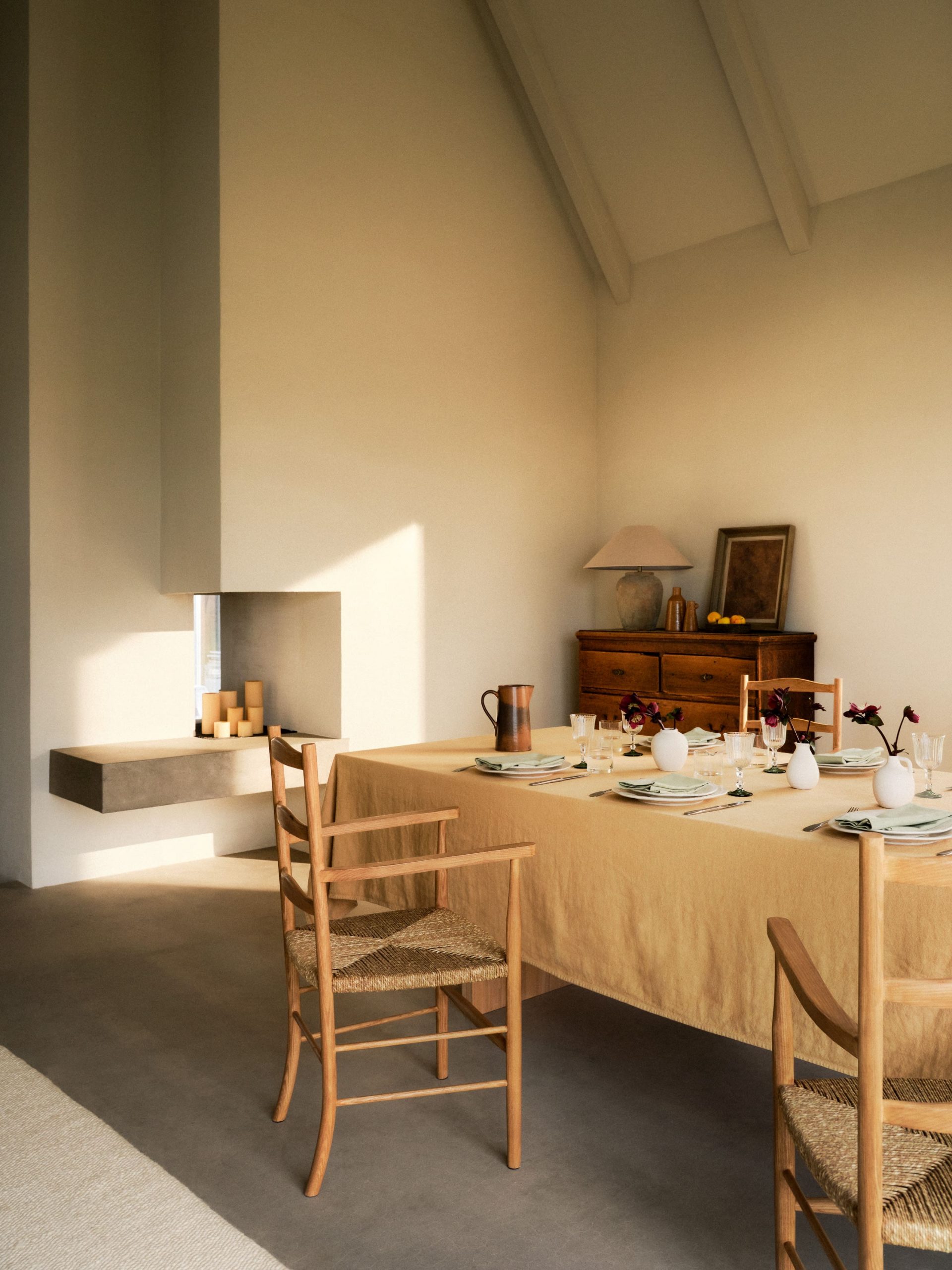 salle à manger Zara Home 2023 collection Minimal salle à manger Zara Home 2023 collection Minimal