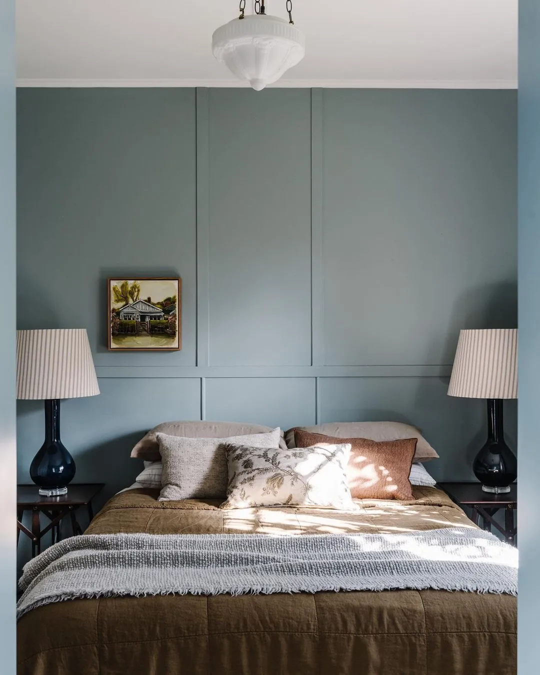 chambre vert sauge décoration rustique chic maison rénovée chambre vert sauge décoration rustique chic maison rénovée