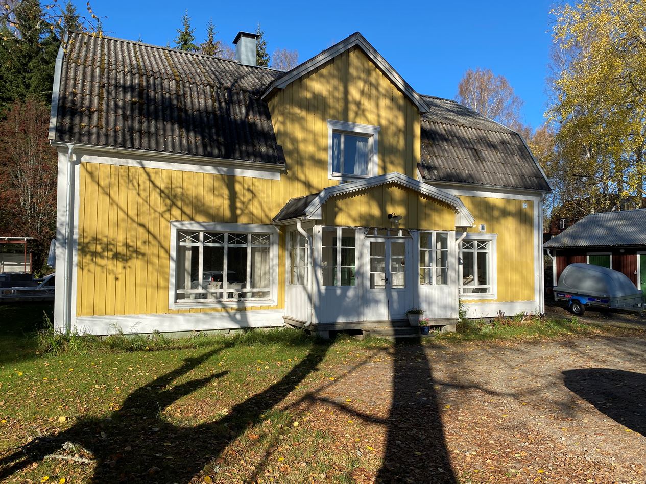 maison en bois jaune Suède maison en bois jaune Suède