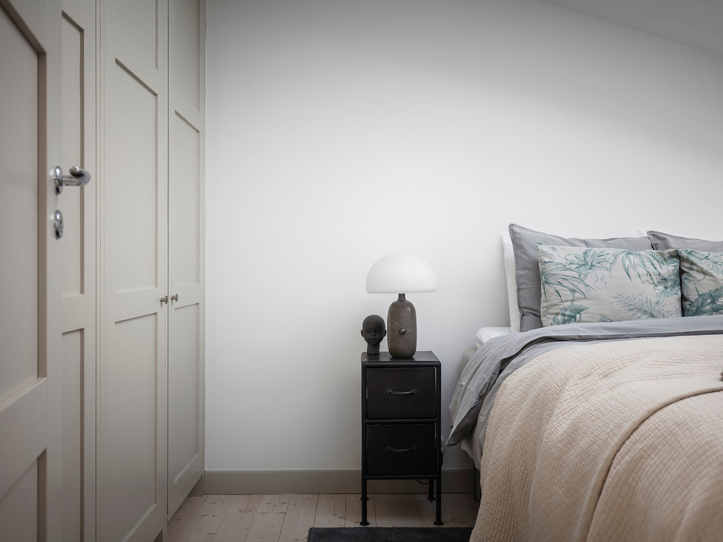 chambre mansardée avec dressing appartement 34m2 chambre mansardée avec dressing appartement 34m2