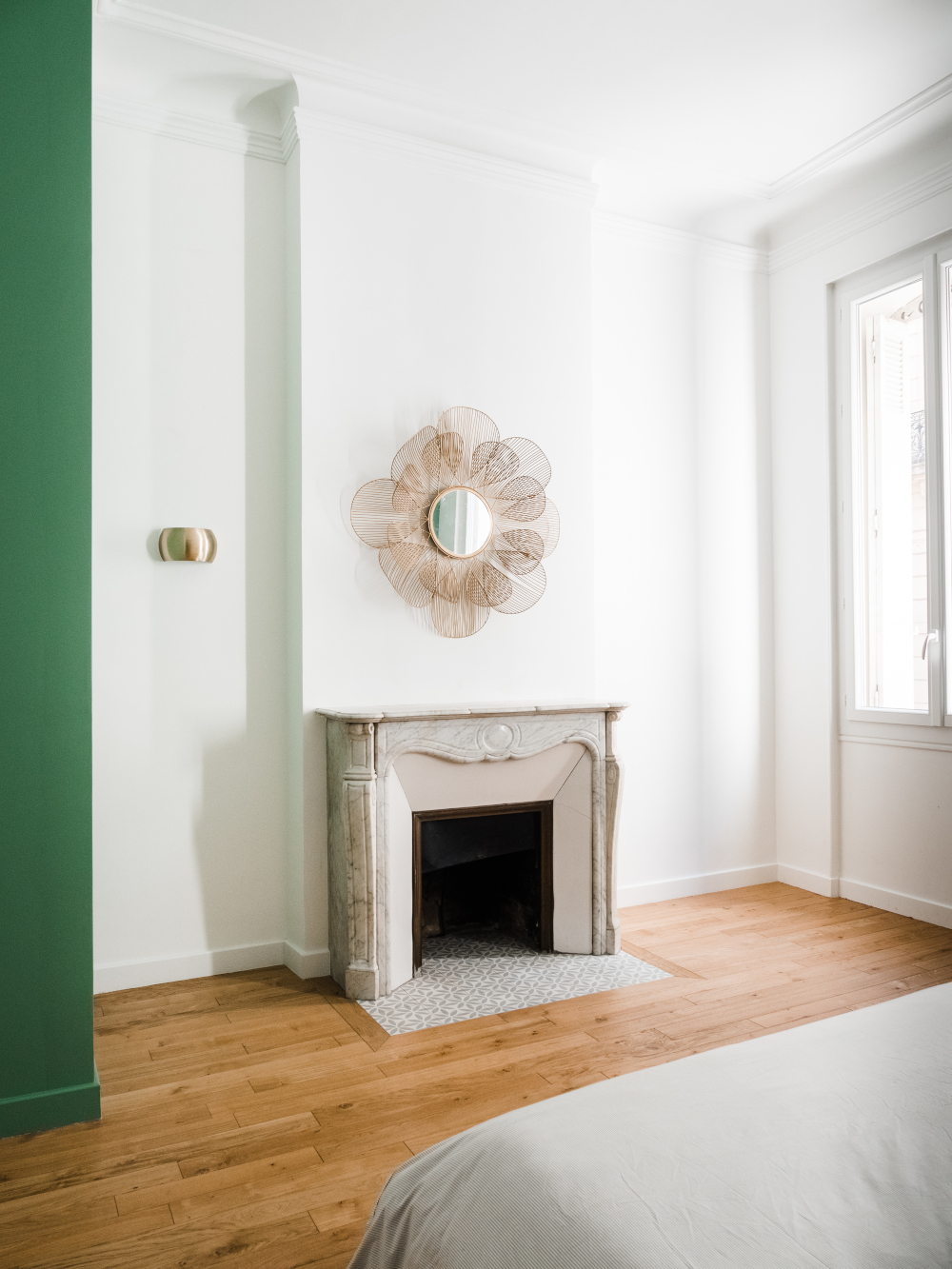chambre décoration contemporaine avec cheminée marbre