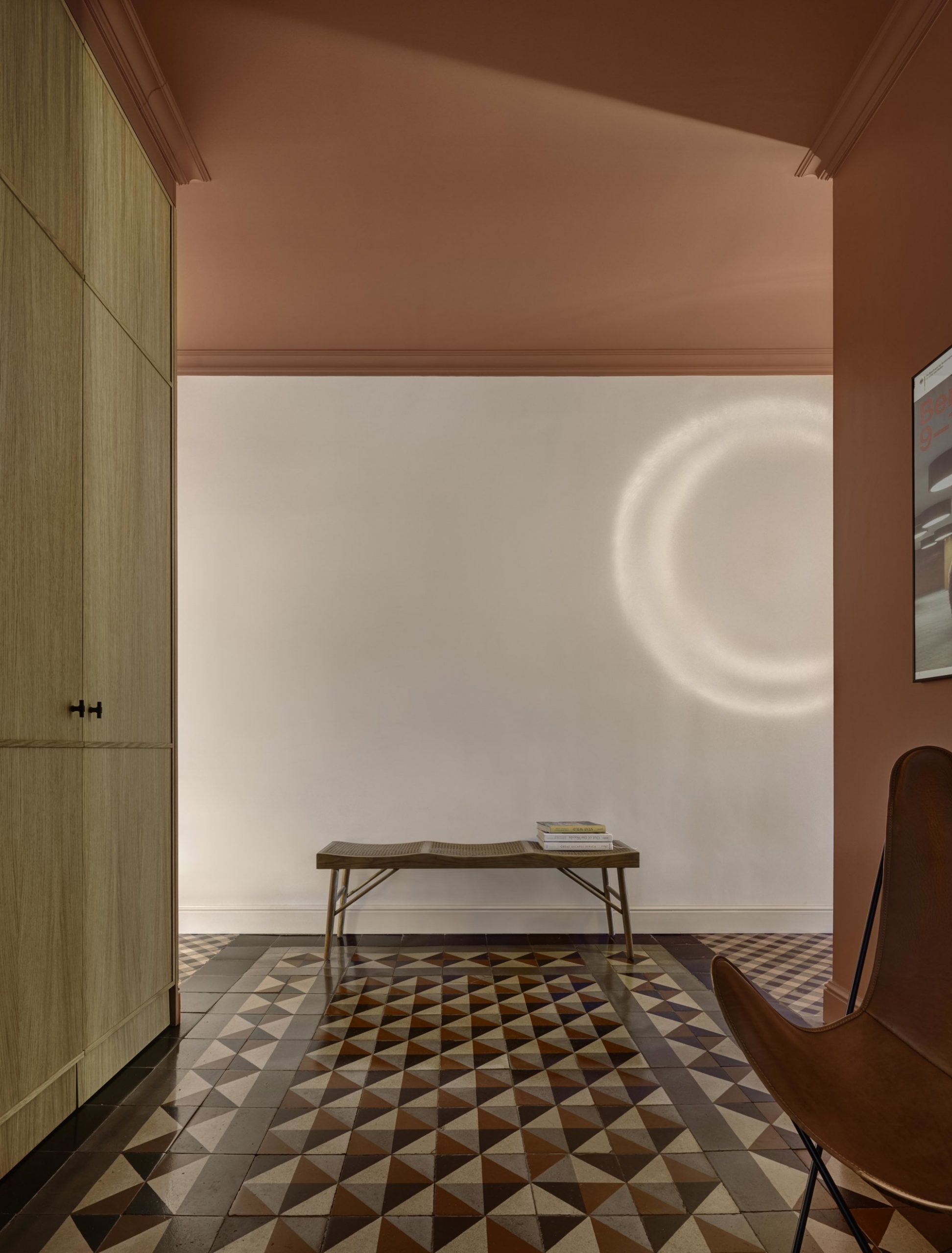 entrée avec carreaux de ciment appartement rénové entrée avec carreaux de ciment appartement rénové