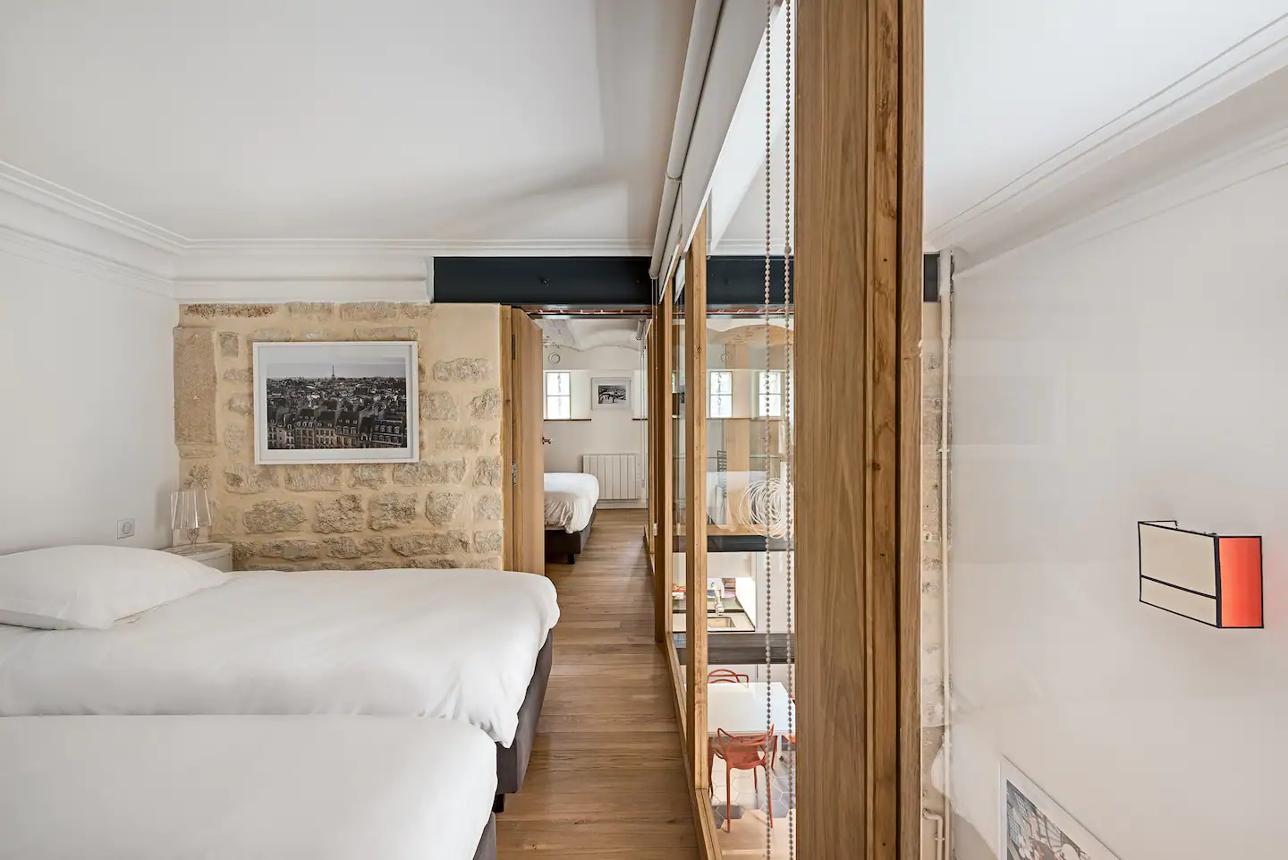 chambre sur mezzanine vitrée