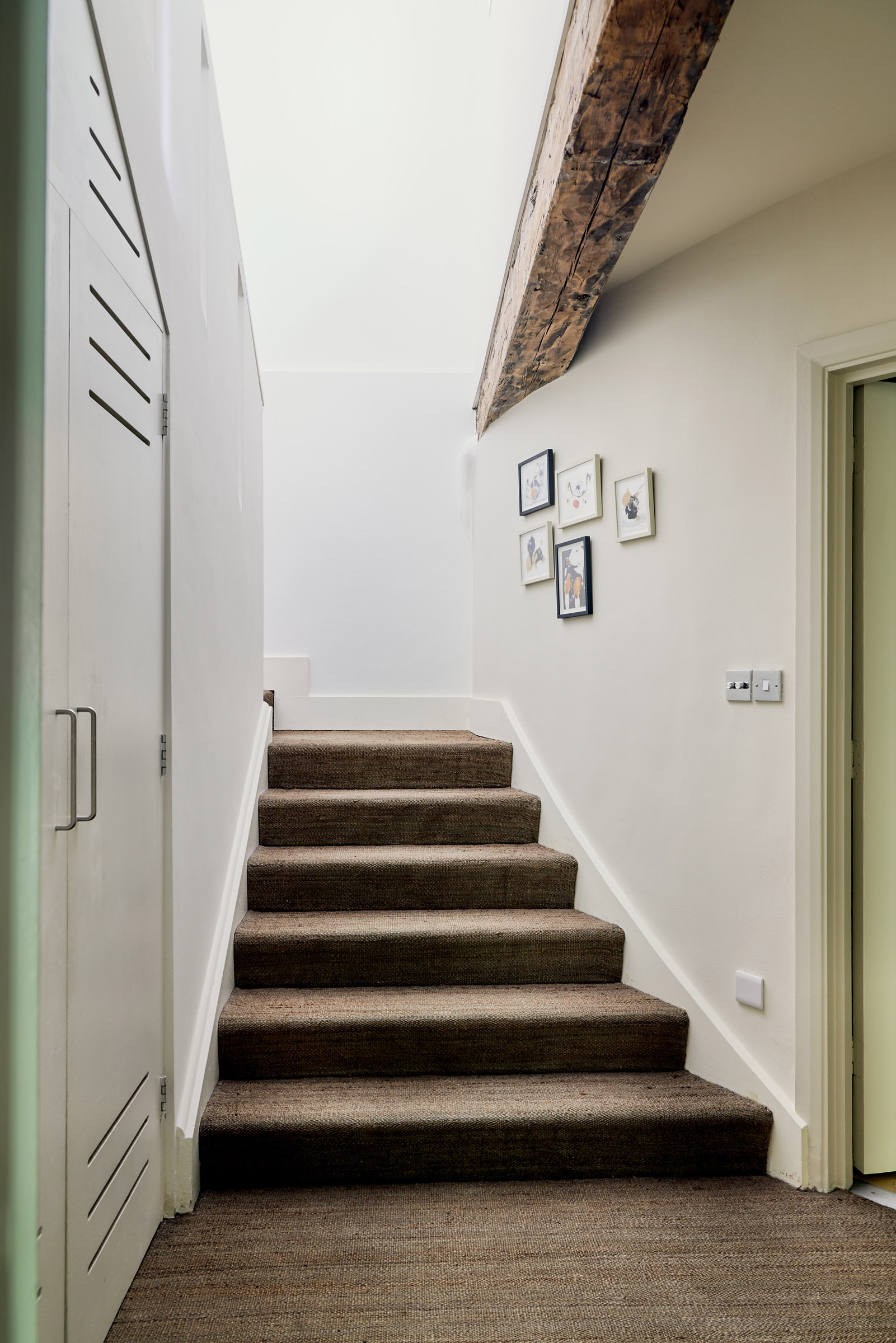 escalier recouvert jonc de mer