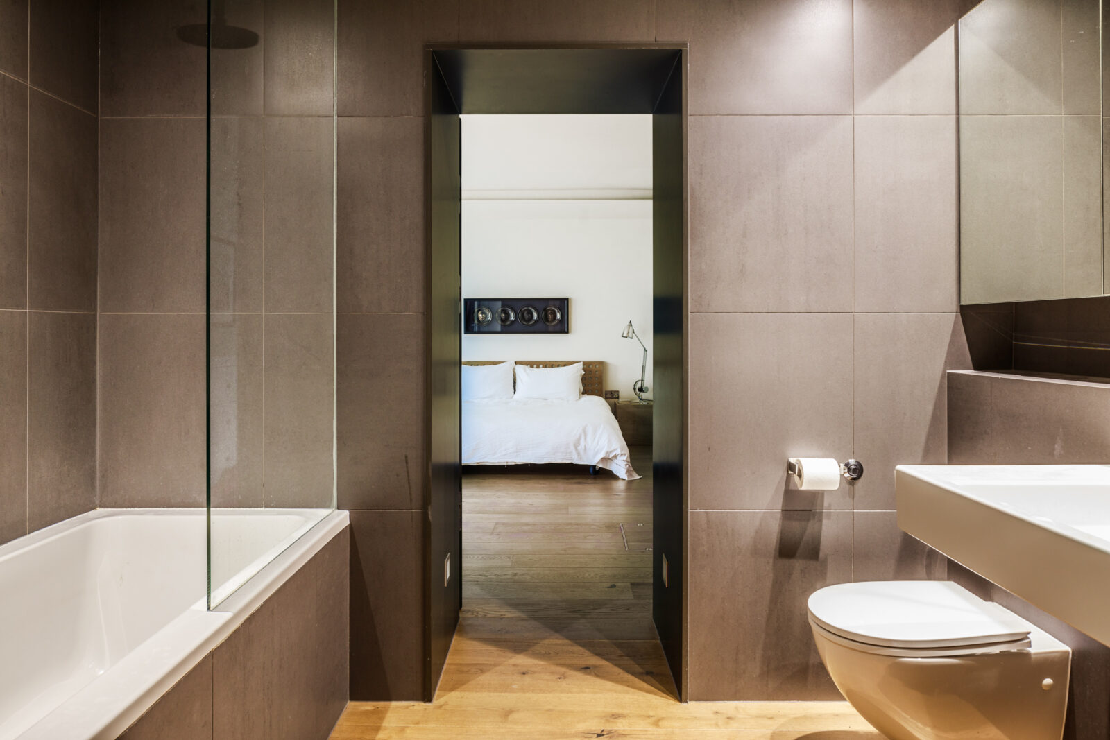 salle de bain grise
