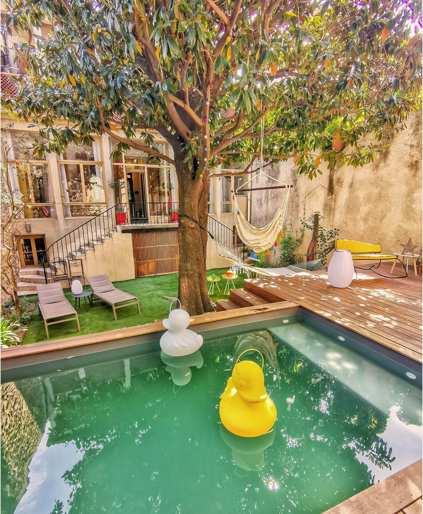 mini piscine intégrée dans terrasse bois jardin de ville mini piscine intégrée dans terrasse bois jardin de ville