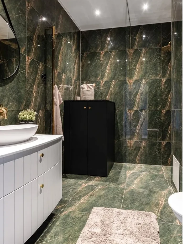 salle de bain marbre vert décoration contemporaine salle de bain marbre vert décoration contemporaine