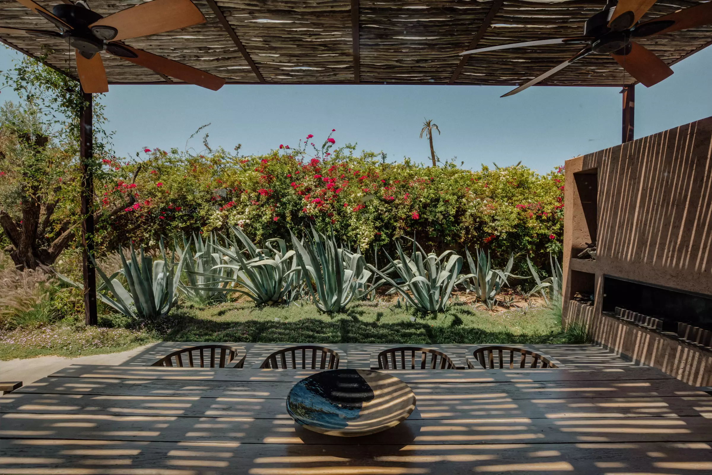 terrasse avec pergola et canisses terrasse avec pergola et canisses
