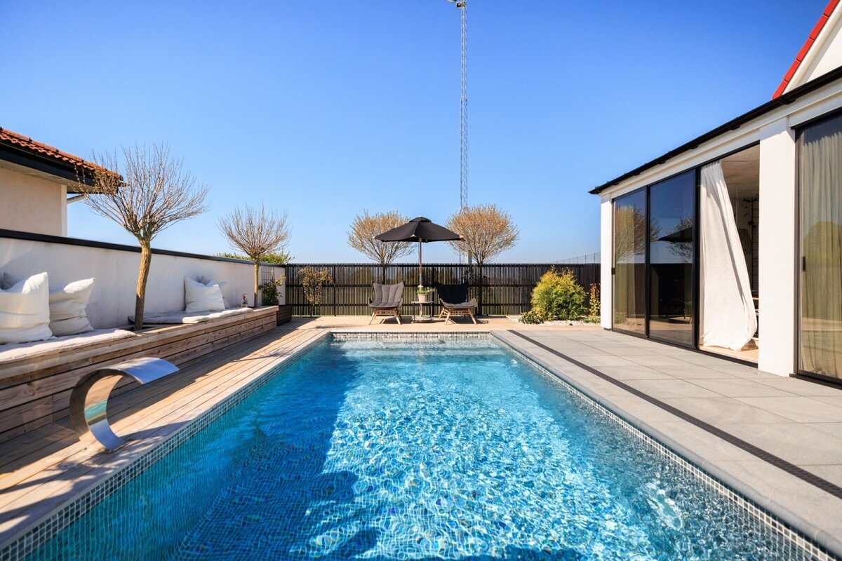 jardin avec piscine maison suédoise jardin avec piscine maison suédoise