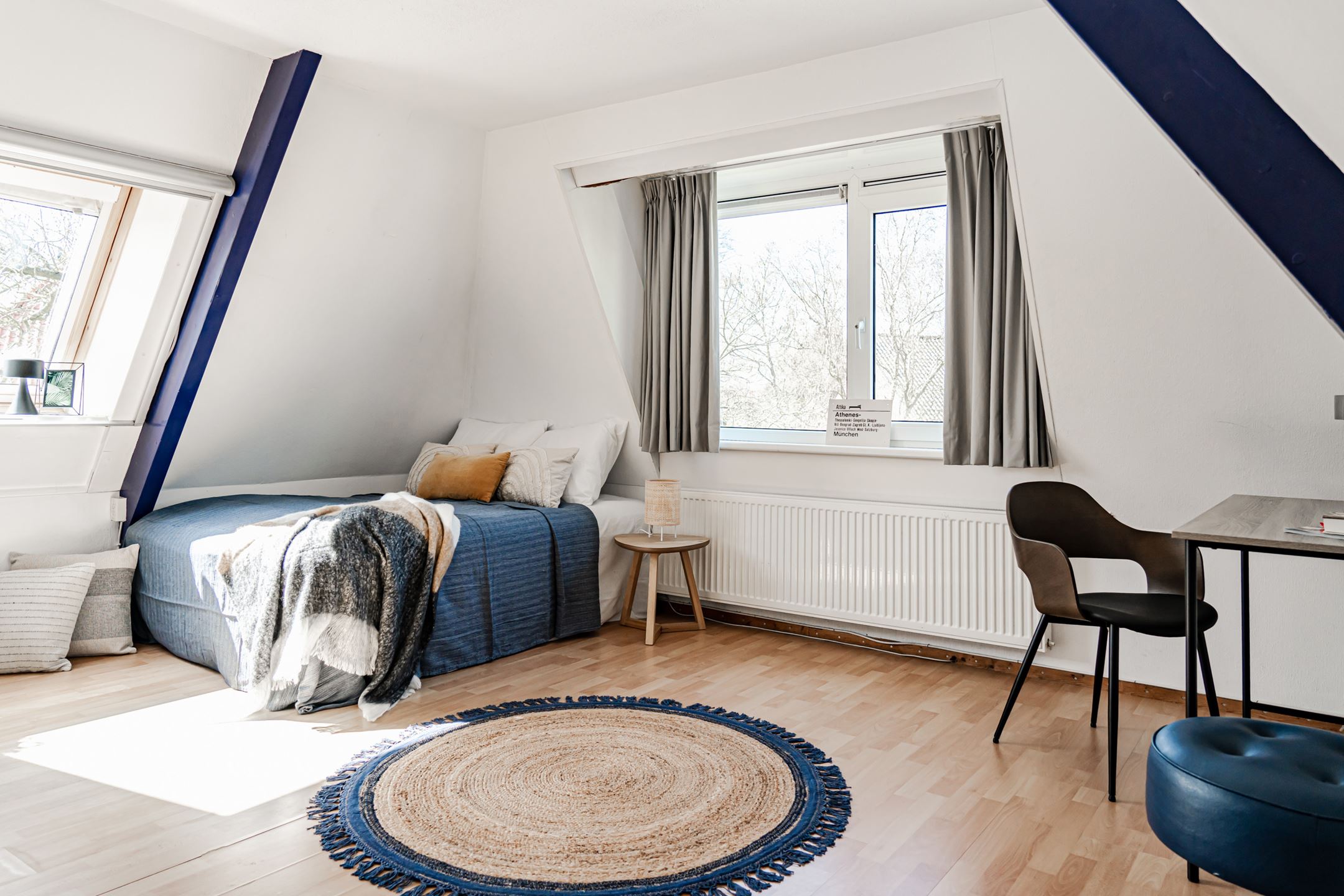 chambre mansardée avec poutres chambre mansardée avec poutres